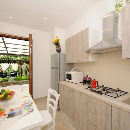 Mon Reve 2 Apartment